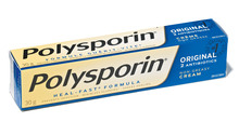 PIP Canada FA004865 - POLYSPORIN ANTIBIOTIC OINTMENT, 30GR
